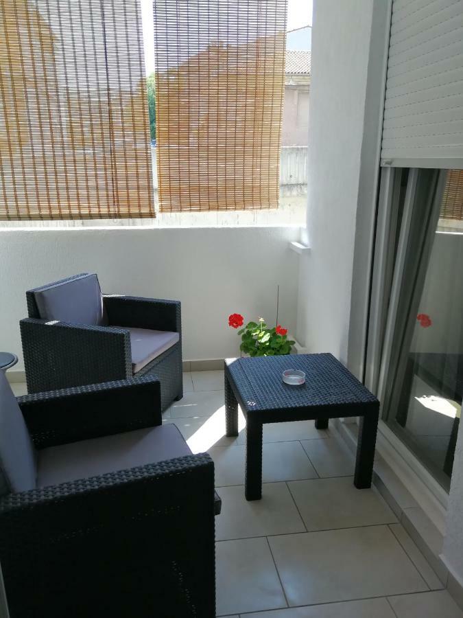 Apartman Ester Пула Екстериор снимка